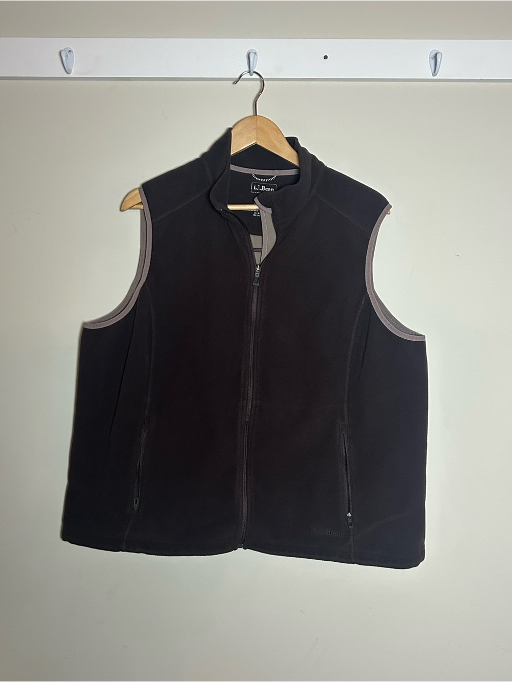L.L. Bean Brown Men's Fleece Vest with Contrast Trim